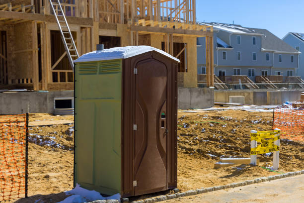 Portable Toilet Options We Offer in Hometown, IL